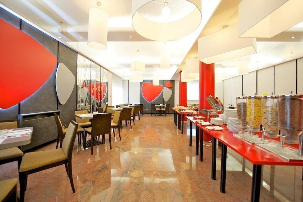 Ibis Styles Toscanini Hotel Parma