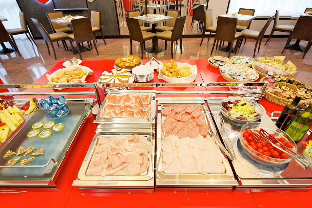 Hotel Ibis Styles Toscanini