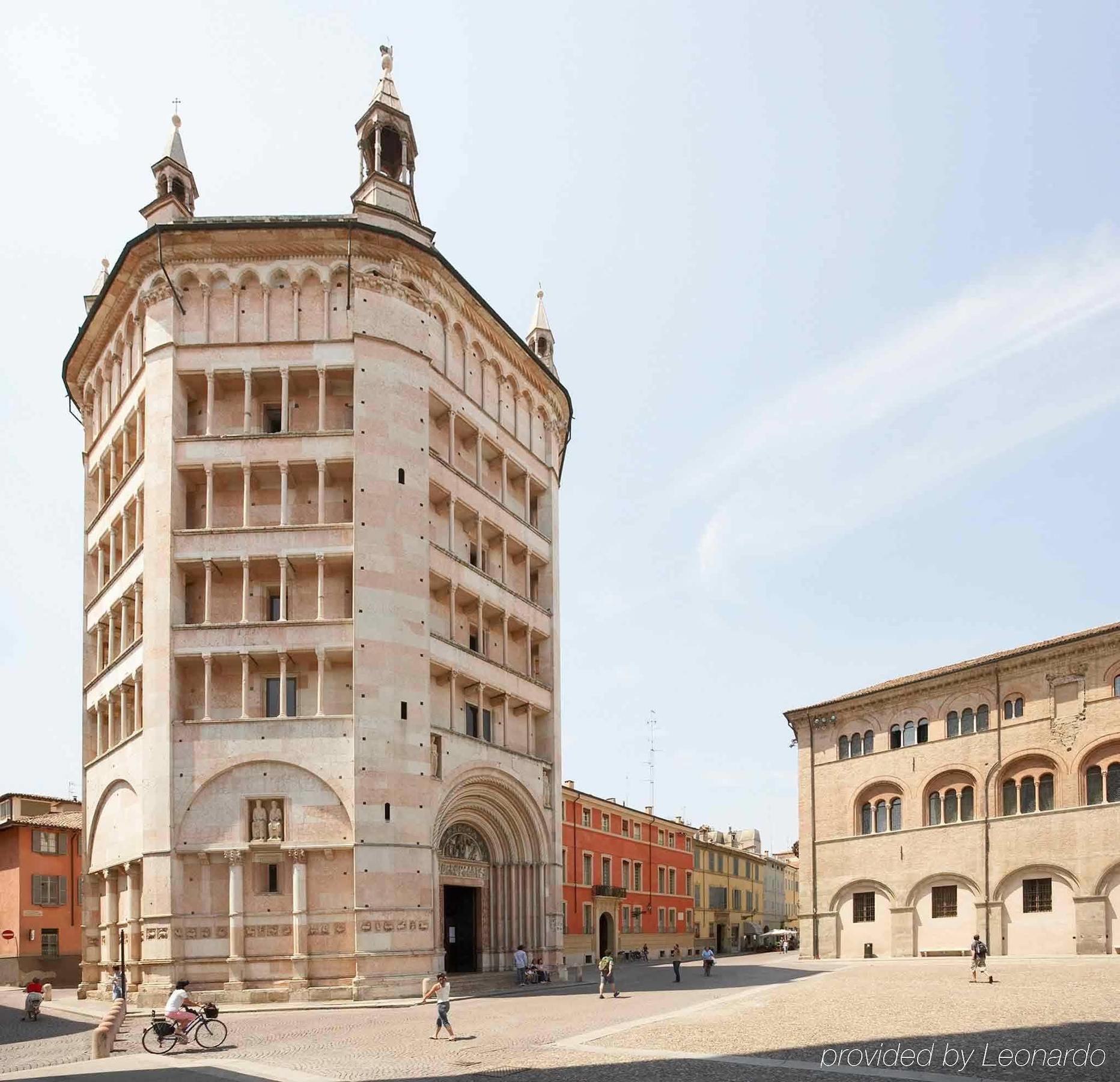 Hotel Ibis Styles Toscanini 3*