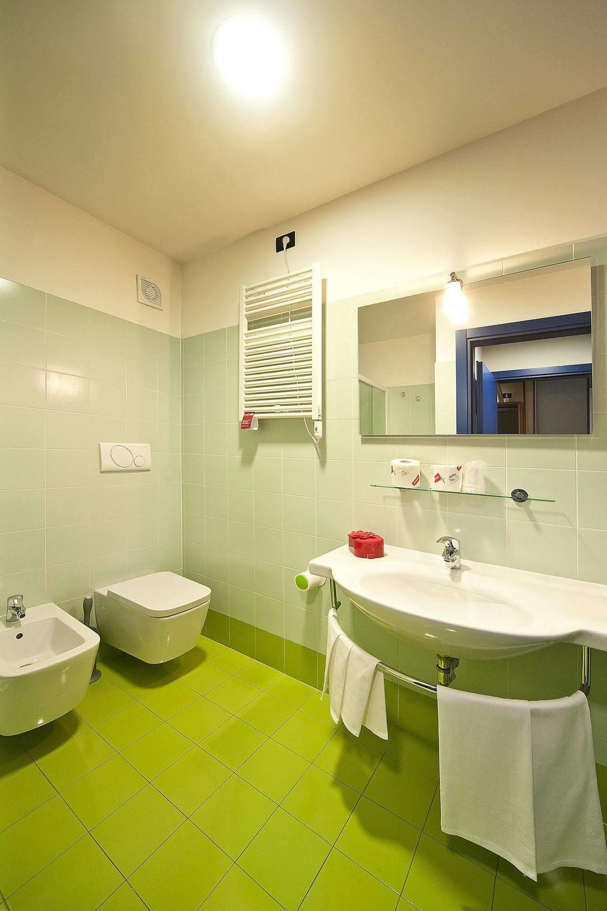 Hotel Ibis Styles Toscanini 3*
